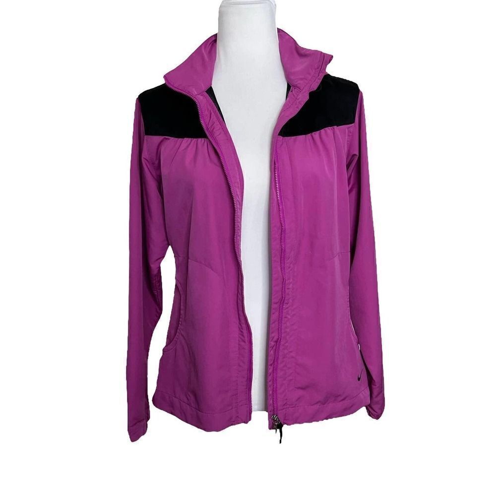 Nike Women’s Golf Jacket Size M